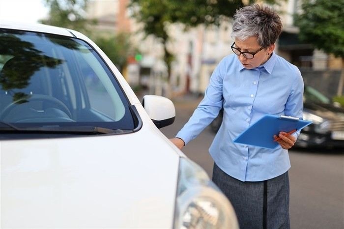Как выбрать компанию для автотехнической экспертизы при ДТП