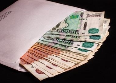 Почему официальные выплаты предпочтительнее и чем опасна неофициальная схема для бизнеса