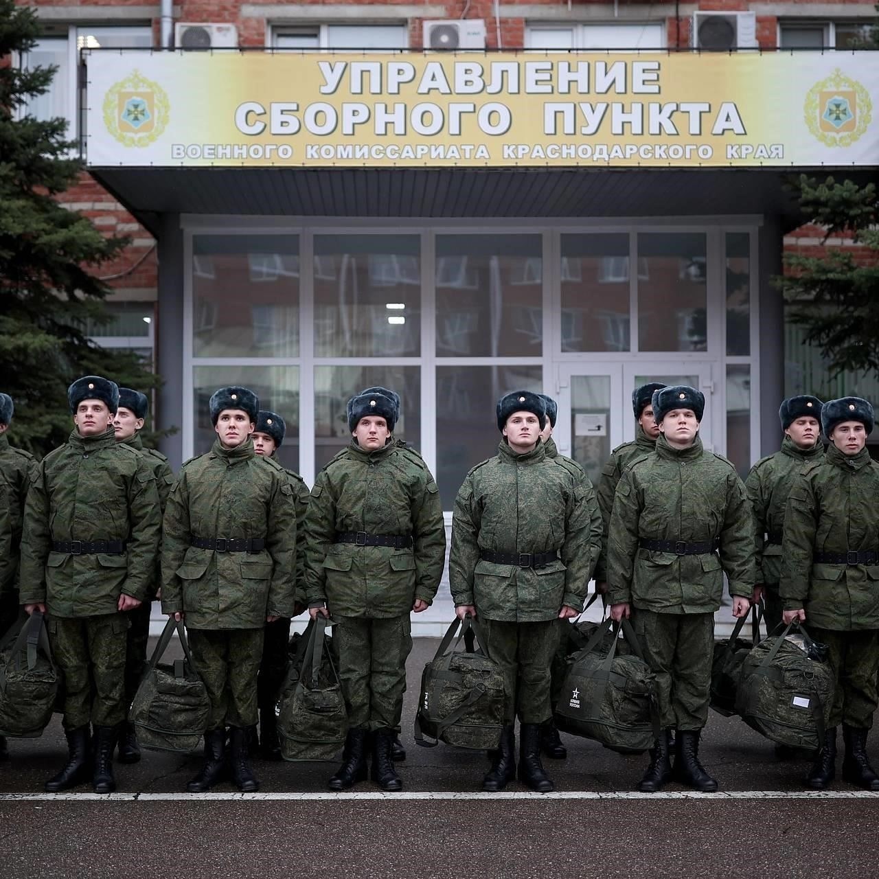 Кто последние призывники, отслужившие 2 года?