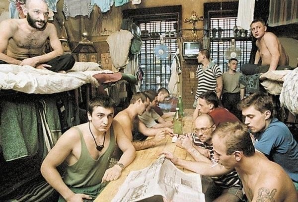 Касты заключенных с объяснениями: От «блатных» до «козлов»