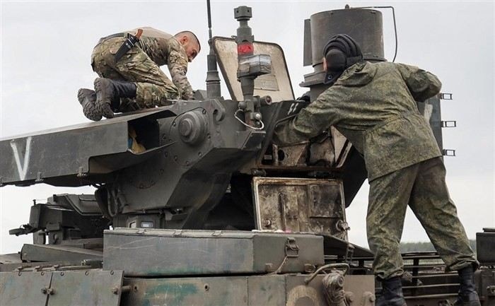 Какие требования предъявляются к повестке и когда она считается врученной