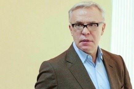 Какую роль играют командиры в проверке заявлений о сверхурочной работе?