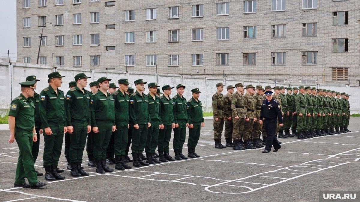 Последние изменения в процессе призыва в армию существенно повлияли на доступность и условия для альтернативных форм национальной службы. Воинская обязанность граждан Казахстана была скорректирована, при этом ряд ключевых изменений коснулся тех, кто выбирает гражданскую роль вместо регулярной военной службы.