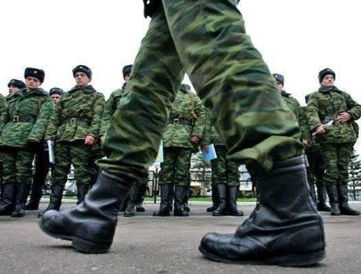 Решение о введении более короткого срока службы по призыву отражало более широкие изменения в российском обществе после окончания советской эпохи. Советская модель массового призыва, при которой молодые люди служили в армии более длительное время, больше не была осуществима. Необходима была более гибкая система, которая отвечала бы новым вызовам безопасности и одновременно отражала бы меняющиеся приоритеты страны.