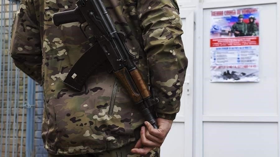В рамках инициативы по расширению призыва добровольцев на военную службу в Свердловской области, в том числе в Нижнем Тагиле, открыто несколько новых призывных пунктов. Эти пункты будут служить временными пунктами, где люди смогут поступить на военную службу по контракту. Это решение было принято после того, как Министерство обороны утвердило директиву об усилении работы по призыву в этом регионе.