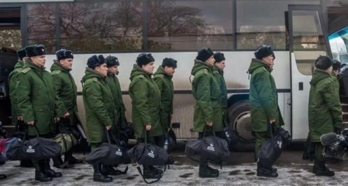 Кировские студенты участвуют в учениях в региональном центре 